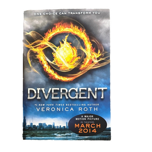 Divergent Book by Veronica Roth
